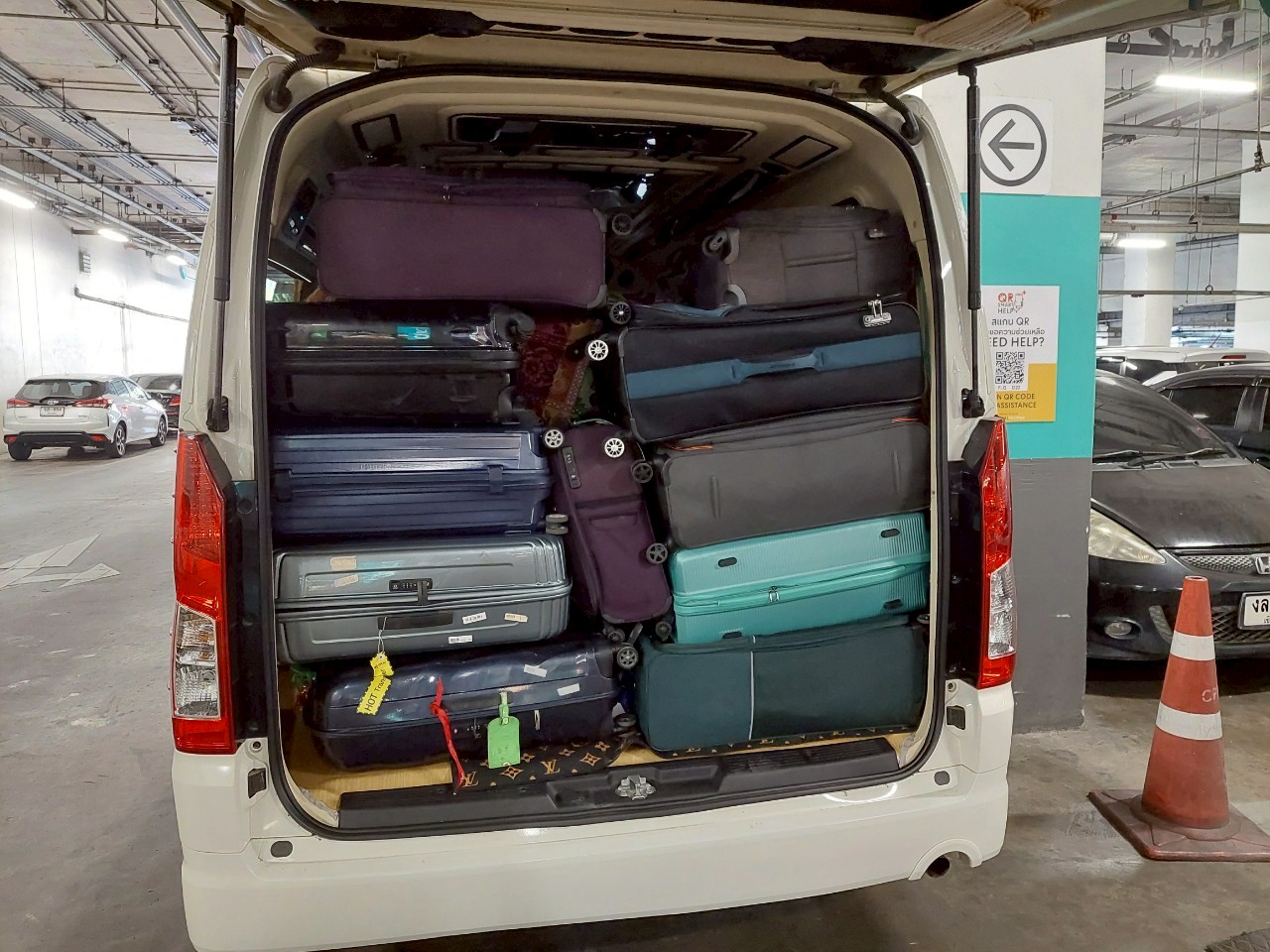 รถตู้พรีเมียม 12