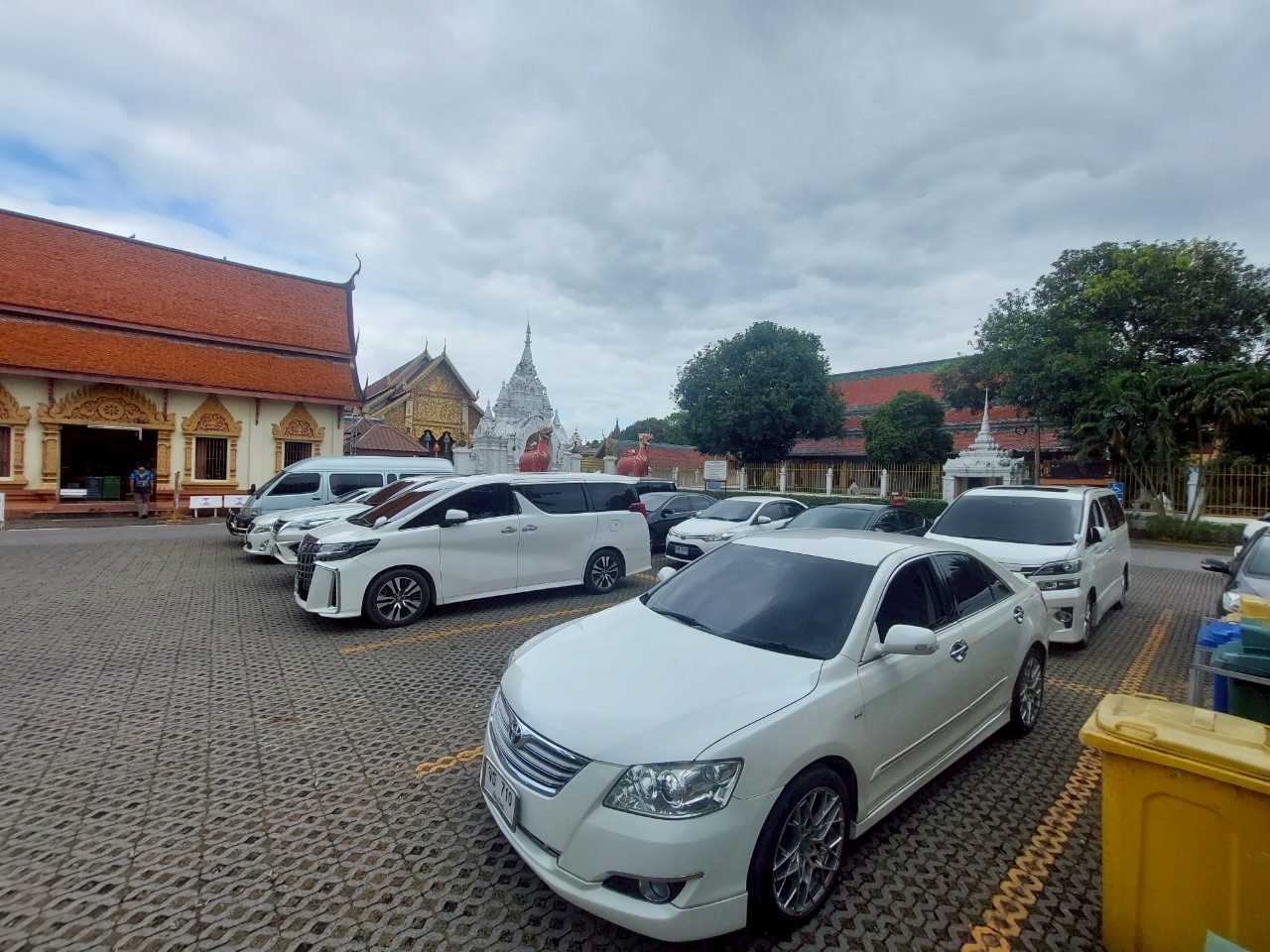 รถตู้พรีเมียม 6