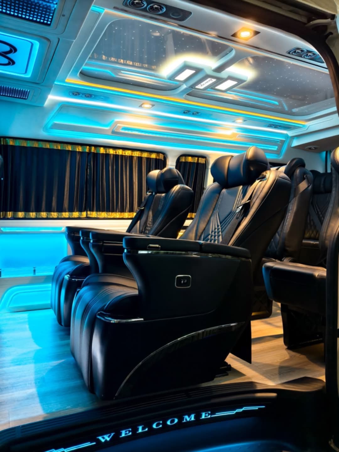 รถตู้ VIP 2